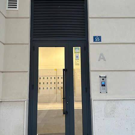 Fantastic New Centre Apartment Podgorica Exterior photo