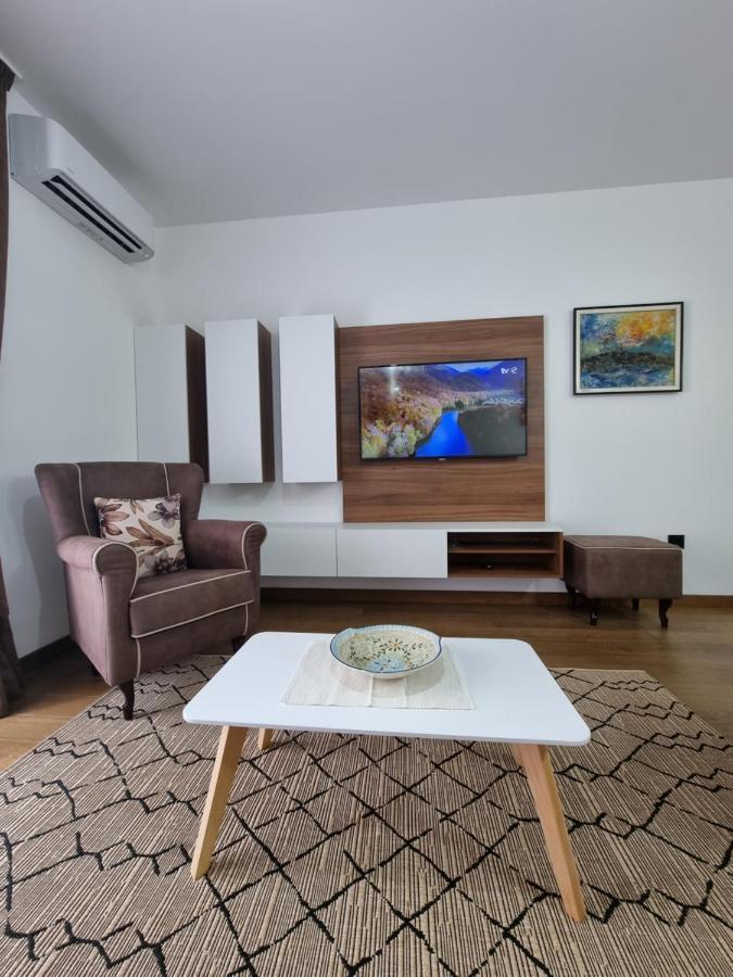 Fantastic New Centre Apartment Podgorica Exterior photo