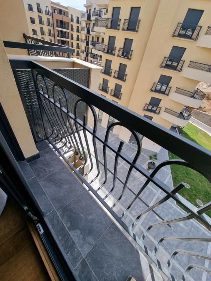 Fantastic New Centre Apartment Podgorica Exterior photo