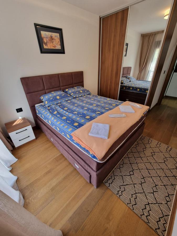 Fantastic New Centre Apartment Podgorica Exterior photo